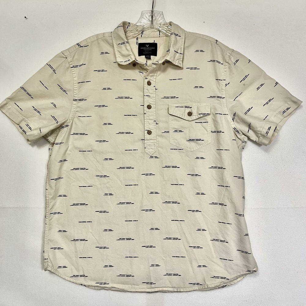 American Eagle White Dash Print Button Up Shirt Classic Fit Mens Large Short Slv